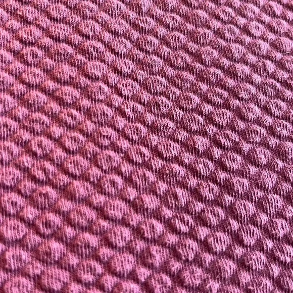 vintage plum (dark pink) LULULEMON at ease quarter-zip pullover sweatshirt [M]